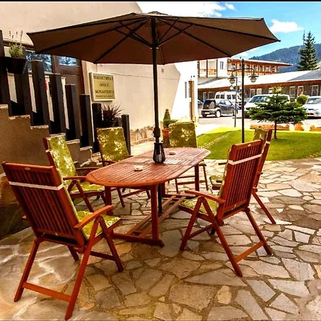 Karlin Apartman *